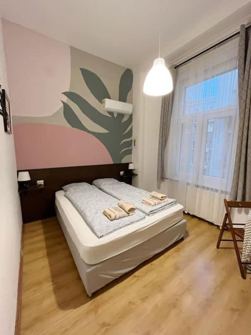 12# Sunflower Cozy Apartment Budapest Exterior photo